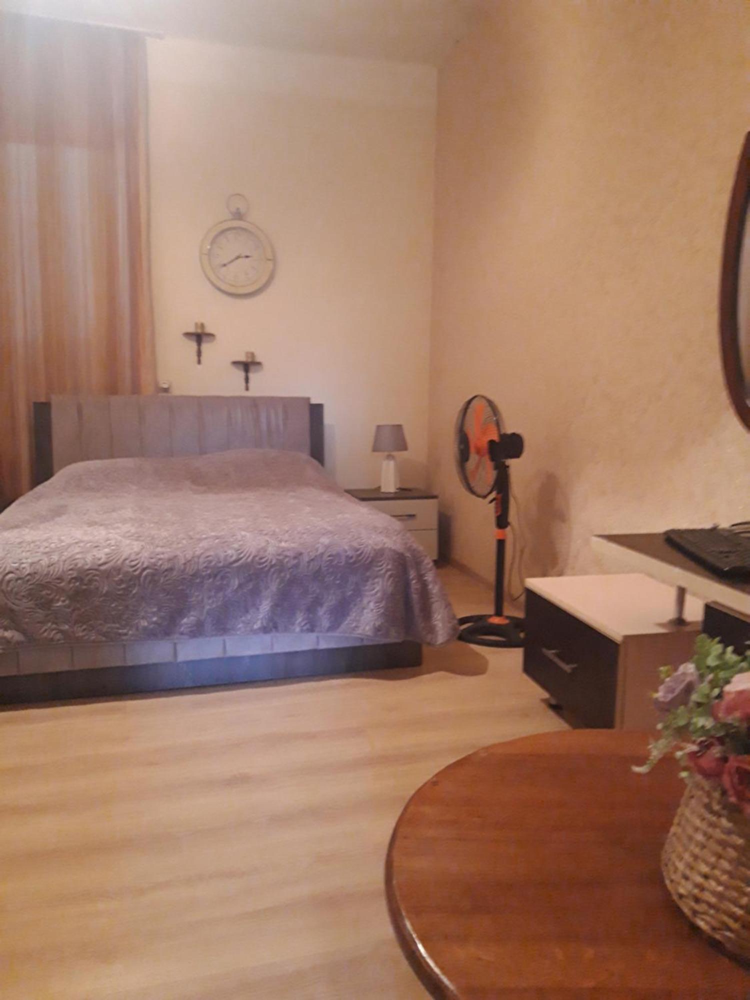 ゲストハウス ギディ シグナギ 部屋 写真